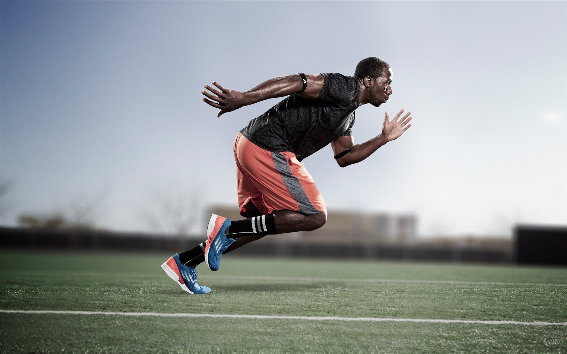 九游体育链接-球迷最爱：本周五必看的五场焦点战，焦点足球